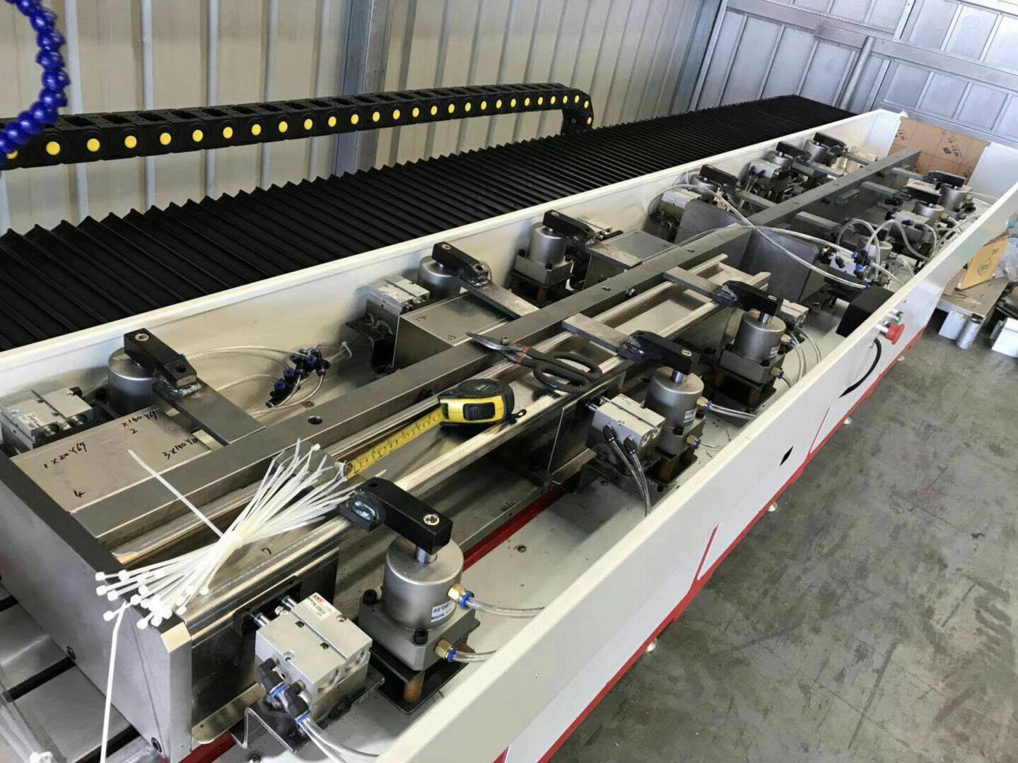 熱熔鉆孔機出現(xiàn)故障時如何輕松搞定？